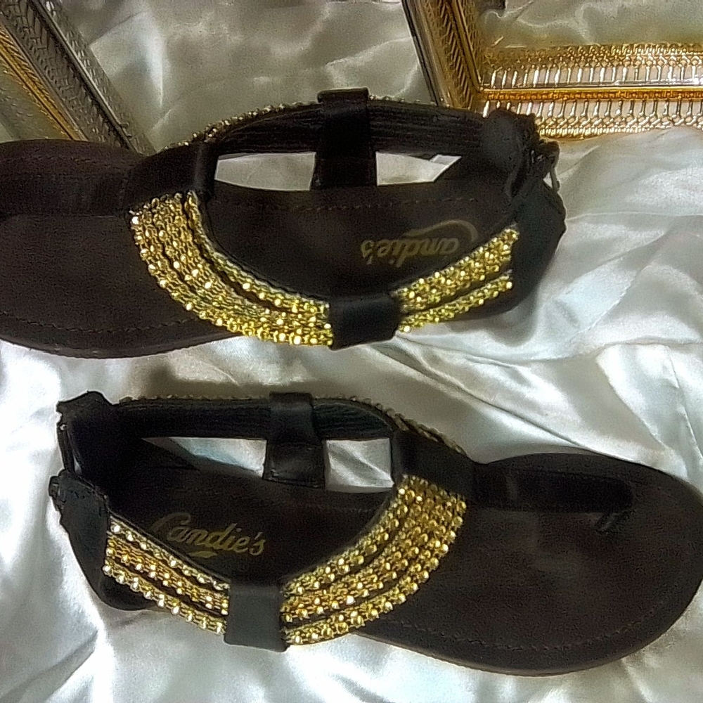 Candie's Black and Gold Women's Sandals